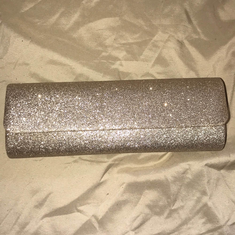 Gold clutch
